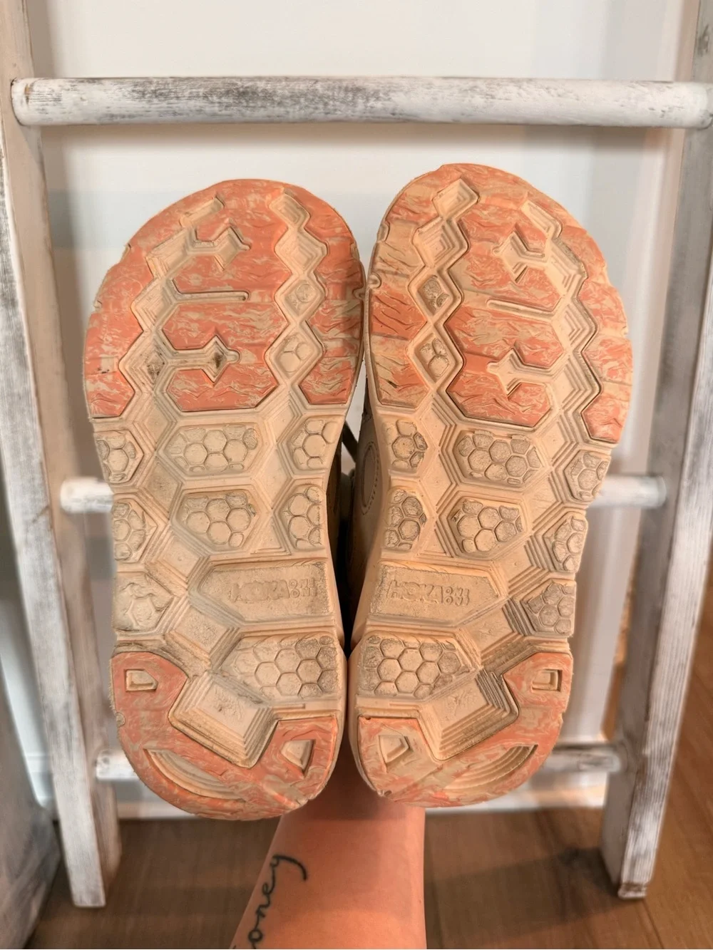 Hoka One Clifton L Vibrant Bloom Pack - Nimbus Cloud Women 7 Pre Owned See Photo